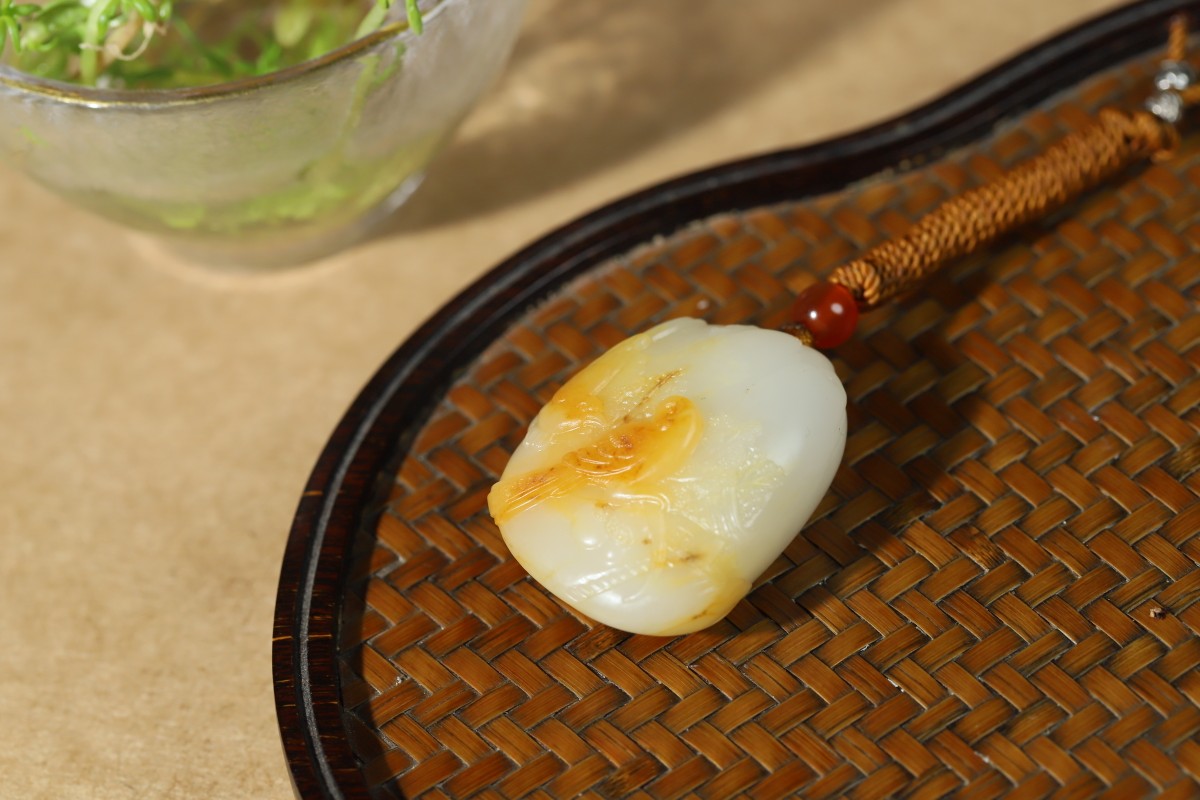 新疆和田玉籽料独籽